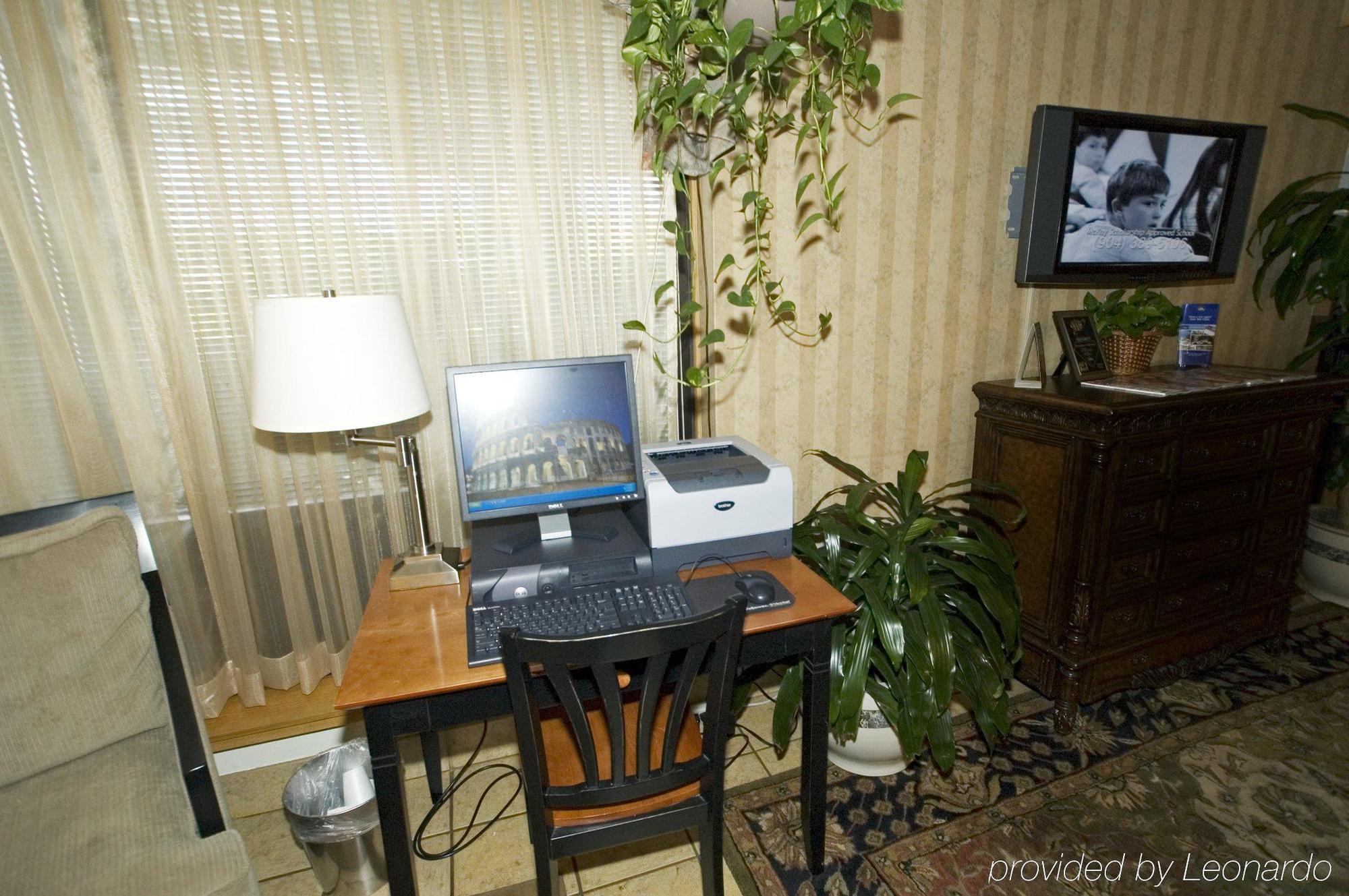 Days Inn By Wyndham Jacksonville Airport Room photo